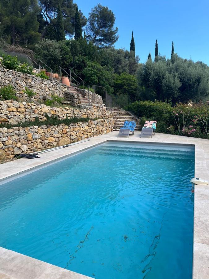 Hauteurs De Toulon : Charmant Studio Piscine Exterior foto